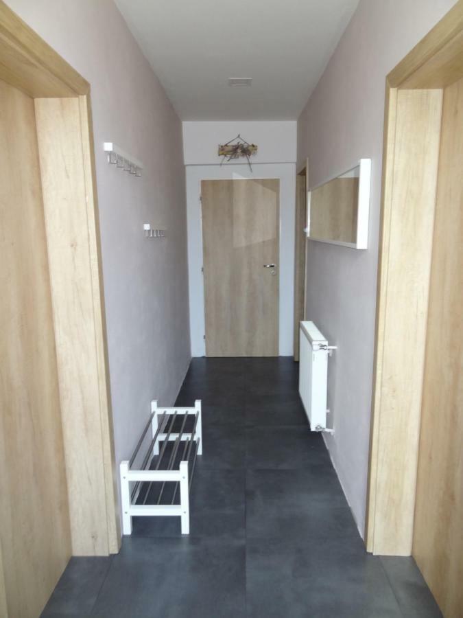 Břeclav Apartman Lednicka מראה חיצוני תמונה